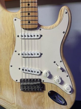 Guitarra Fender Stratocaster 60 Aniversario