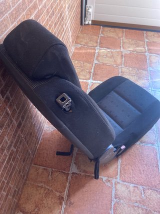 Silla coche Peugeot 207