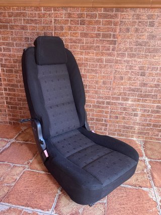 Silla coche Peugeot 207