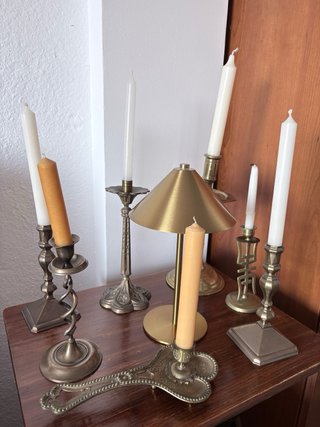 Vari candelabri antichi