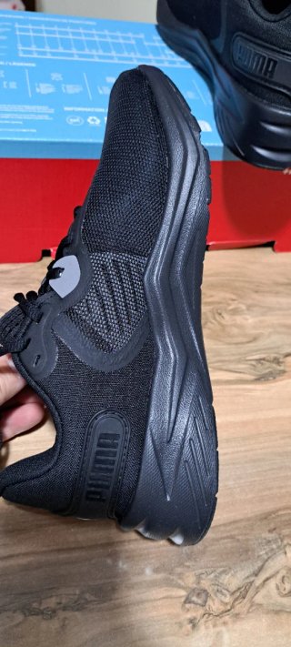 Scarpe Puma Unisex Nere la scatola senza copertura