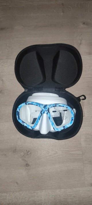 Máscara para Buceo o Apnea, A estrenar