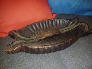 Bandeja de madera balinesa.Bandeja con cuerda