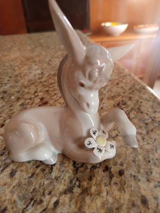 Burrito de porcelana de Lladró, nada negociable,