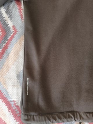 Camiseta manga larga Mango de entretiempo