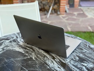 MacBook Pro 16 2019 i7 6 core