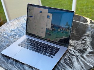 MacBook Pro 16 2019 i7 6 core