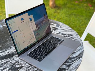 MacBook Pro 16 2019 i7 6 core