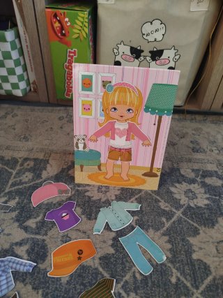 Juego de vestir magnético para niños
