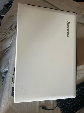Marco y Pantalla Lenovo Portátil