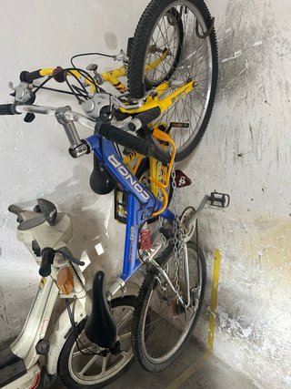 Bicicleta Conor azul y plata