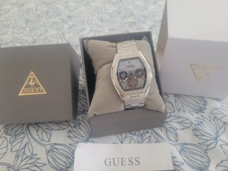 Reloj Guess Hombre Negro y Plateado