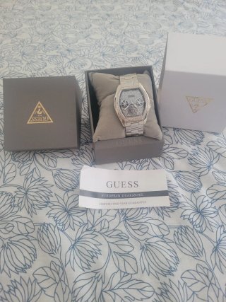 Reloj Guess Hombre Negro y Plateado