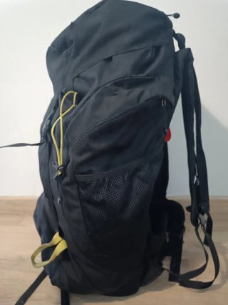 Mochila Camping Lafuma Negra 60cmx30cm