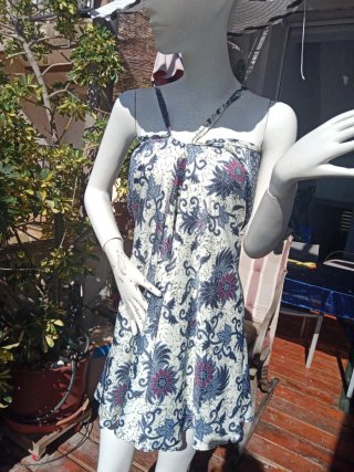 Vestido de seda multiposición estilo hippie romant