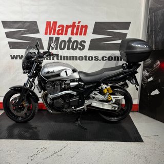 YAMAHA XJR 1300