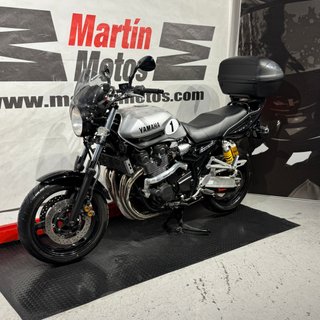 YAMAHA XJR 1300