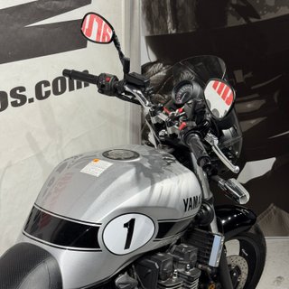 YAMAHA XJR 1300