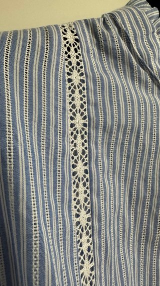 Blusa BIMANI rayas azul y blanco