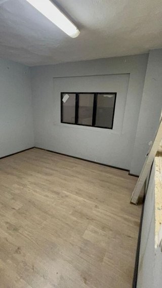 Local comercial en alquiler en Centre en Hospitalet de Llobregat, L´