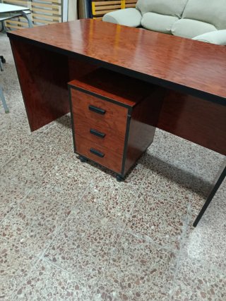 MESA DE DESPACHO