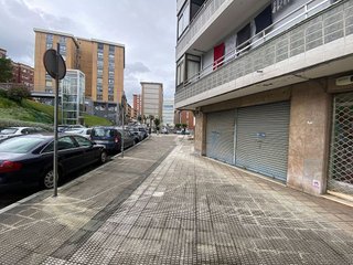 Local comercial en venta en Cruces en Barakaldo