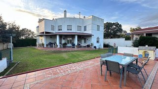 Chalet en venta en Gerena