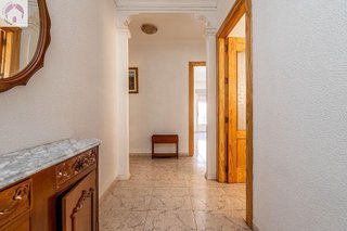Chalet en venta en Guadix