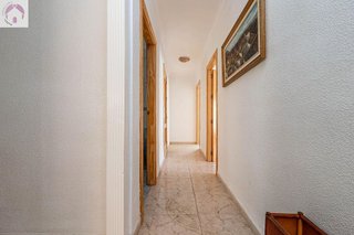 Chalet en venta en Guadix