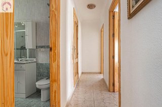 Chalet en venta en Guadix