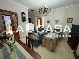 Chalet en venta en Montequinto en Dos Hermanas
