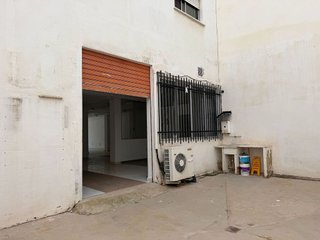 Local comercial en venta en El Carmen en Manises