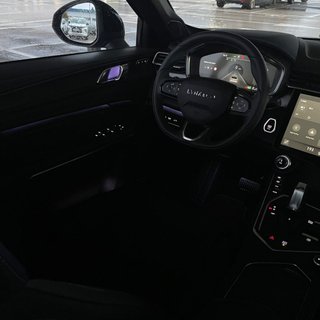 LYNK & CO 01 2023
