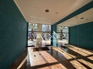 Oficina en venta en Almeda - El Corte Inglés en Cornellà de Llobregat