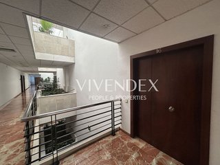 Oficina en venta en Almeda - El Corte Inglés en Cornellà de Llobregat