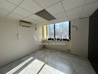 Oficina en venta en Almeda - El Corte Inglés en Cornellà de Llobregat