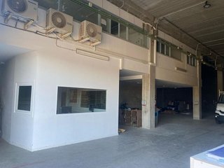 Nave industrial en alquiler en Sant Just Desvern