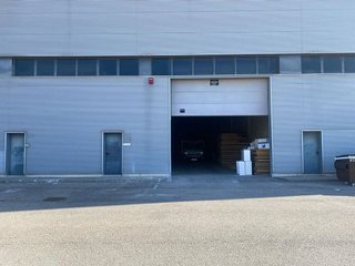 Nave industrial en alquiler en Sant Just Desvern
