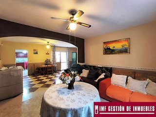 Casa adosada en venta en Poniente-Faro en Vélez-Málaga