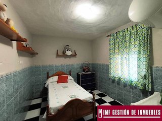 Casa adosada en venta en Poniente-Faro en Vélez-Málaga