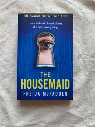 Libro en inglés: The housemaid.