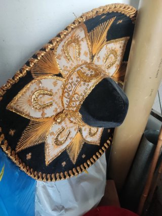 Gorro Mexicano Charro Negro y Dorado