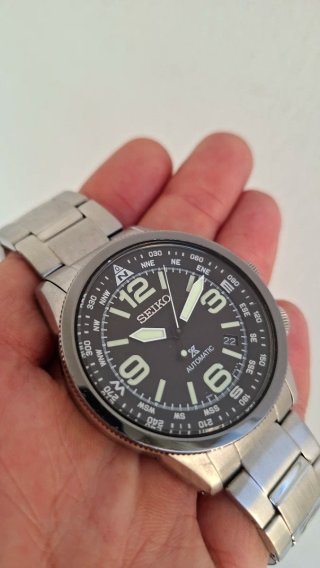 Seiko Prospex "Alpinist" Automático Negro