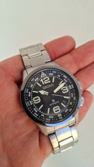 Seiko Prospex "Alpinist" Automático Negro