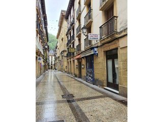 Local comercial en venta en Parte Vieja en San Sebastián-Donostia