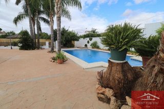 Chalet en alquiler en Alhaurín el Grande
