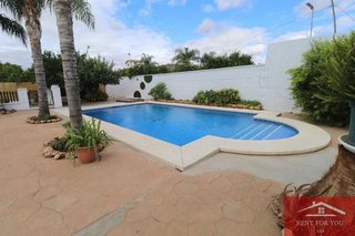 Chalet en alquiler en Alhaurín el Grande