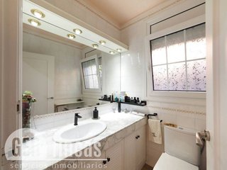 Casa en venta en Matadepera