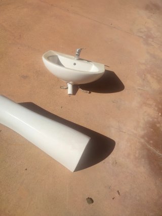 Lavabo de porcelana blanco