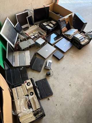 Lote de equipos informáticos, precio negociable